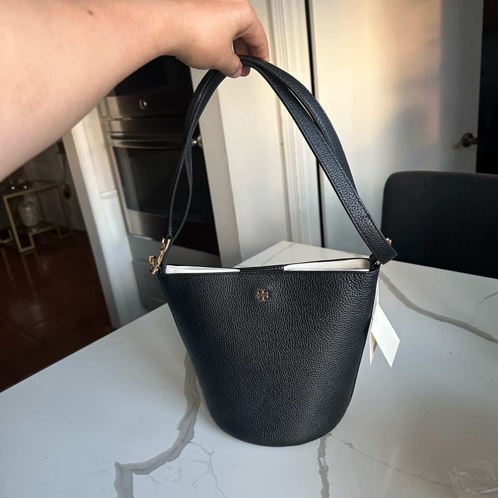 Tory Burch Black Shoulder Bag - Picture 4 of 11
